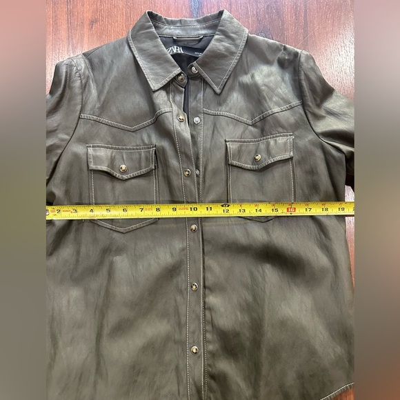 Zara Women Green Vegan Leather Western Jacket Size Small pearl button snaps - Picture 4 of 12